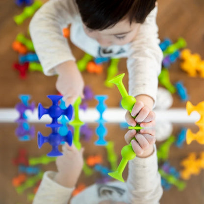 Squigz - Best Bath Toys for Ages 3 to 6 - Fat Brain Toys - US 9446