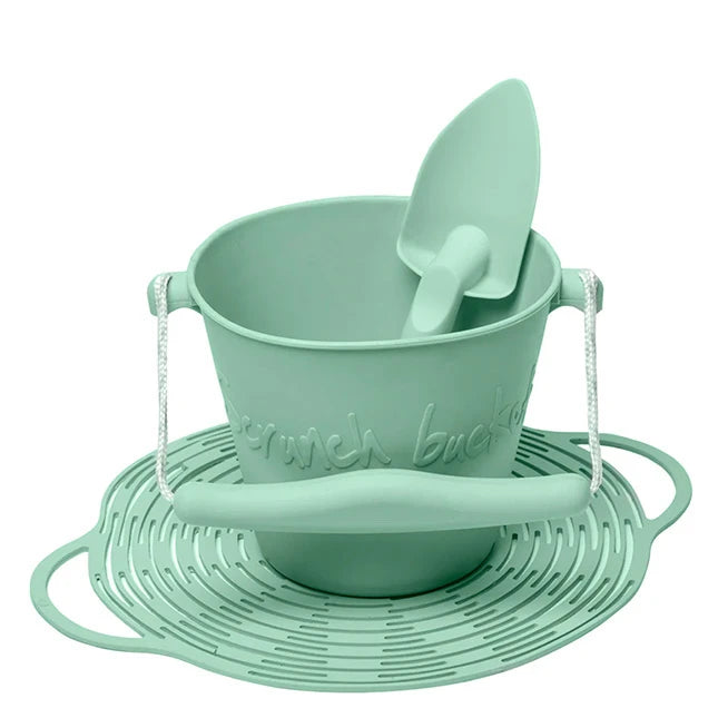 Scrunch Set Bucket Spade &amp; Beach Bag - - Fat Brain Toys - US 4389